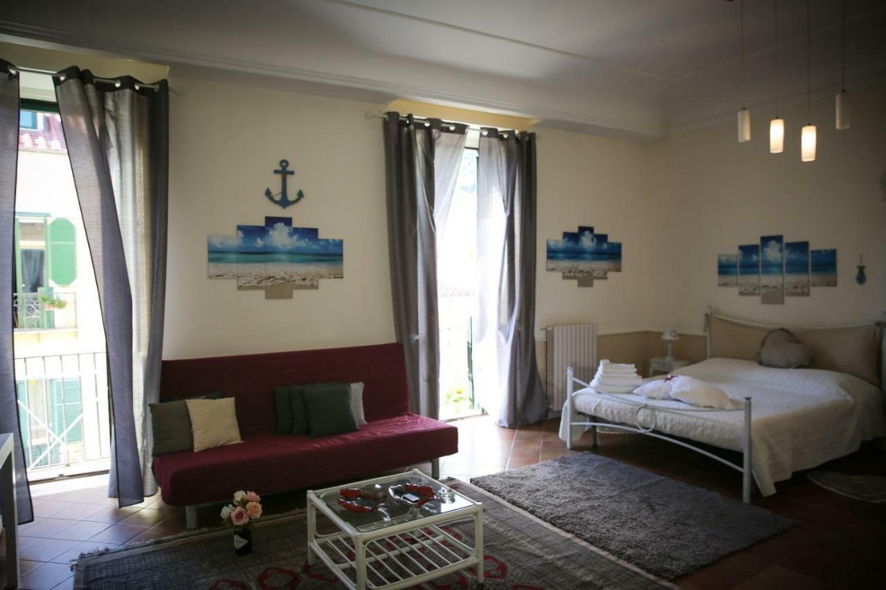 Bianca Suite B&B Салерно Екстер'єр фото